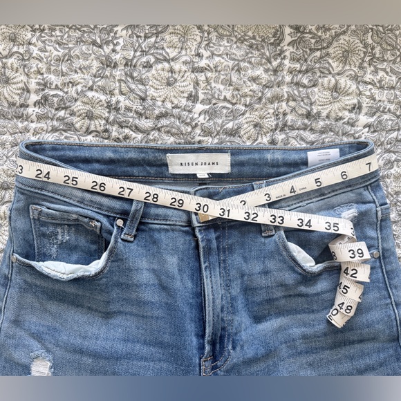 Risen wide leg jeans, distressed with raw edge hem, size 5/27 - Picture 7 of 7